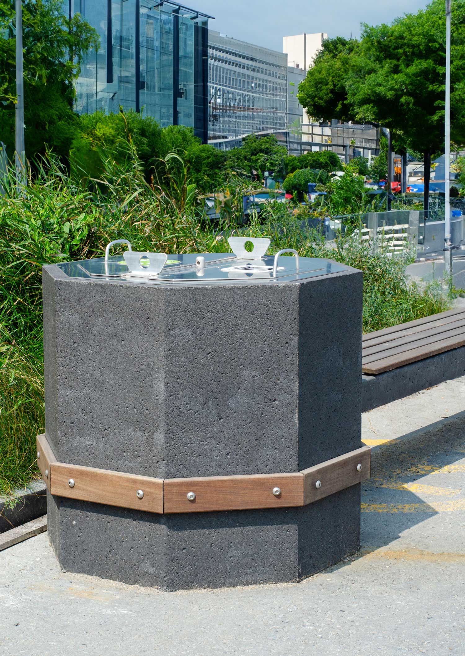 Poubelles - Patio Drummond