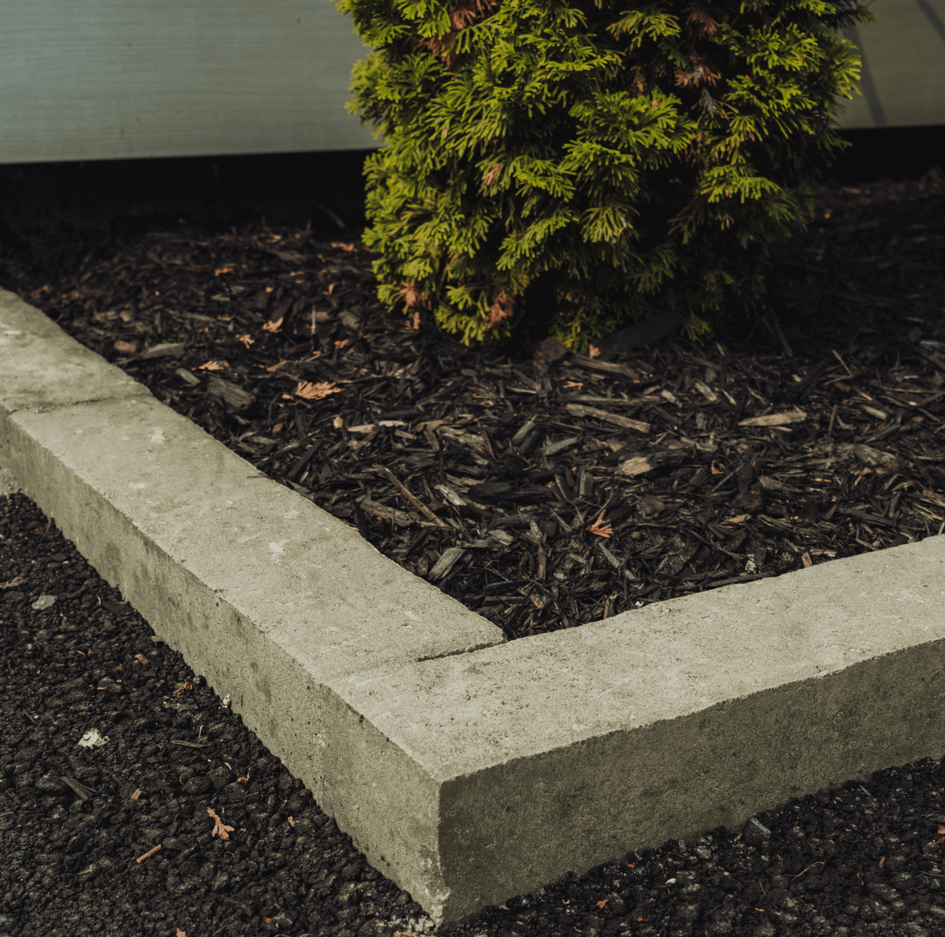 Bordure Moderno couleur Greige Patio Drummond