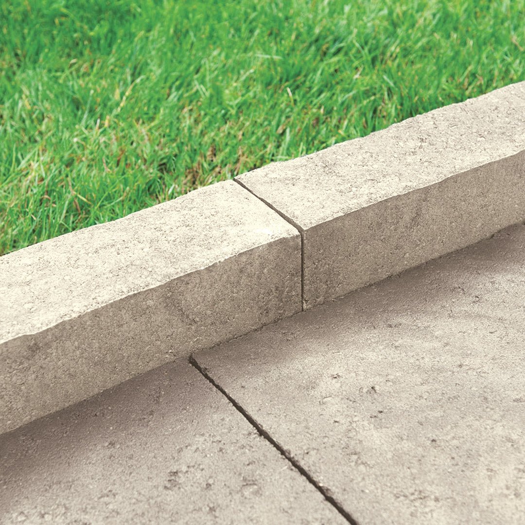 Bordure Moderno Patio Drummond