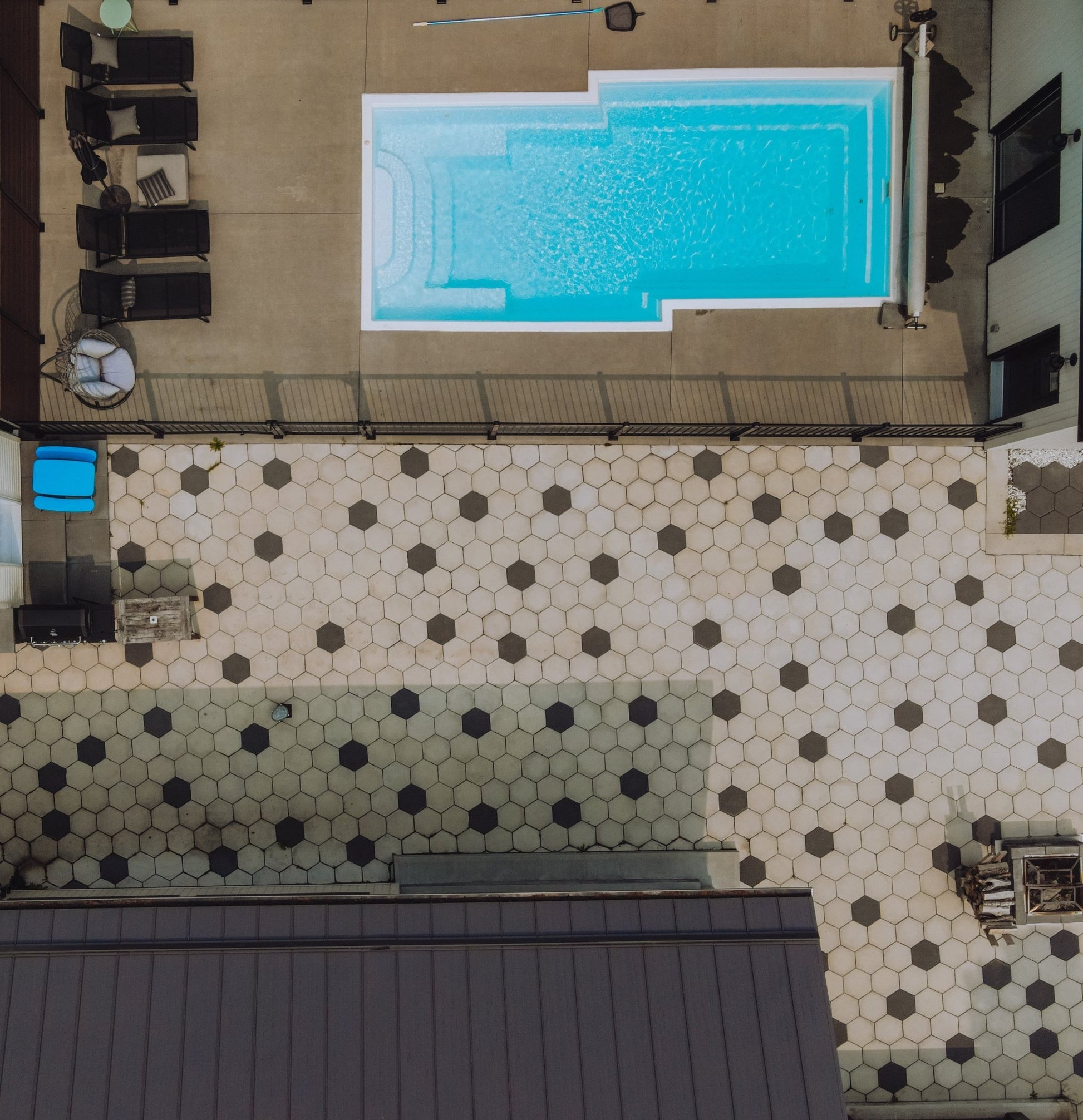 Dalle Hexagone Patio Drummond photo drone 