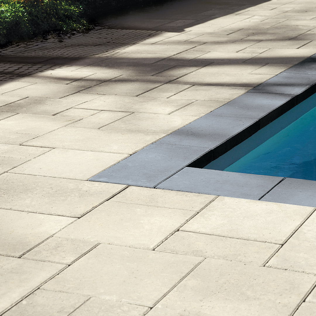 Dalle Urbania Greige Patio Drummond