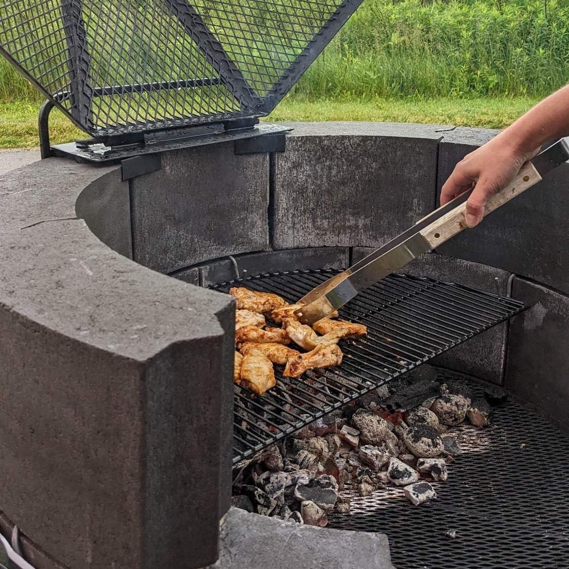 Grille de cuisson foyer BBQ rond Patio Drummond