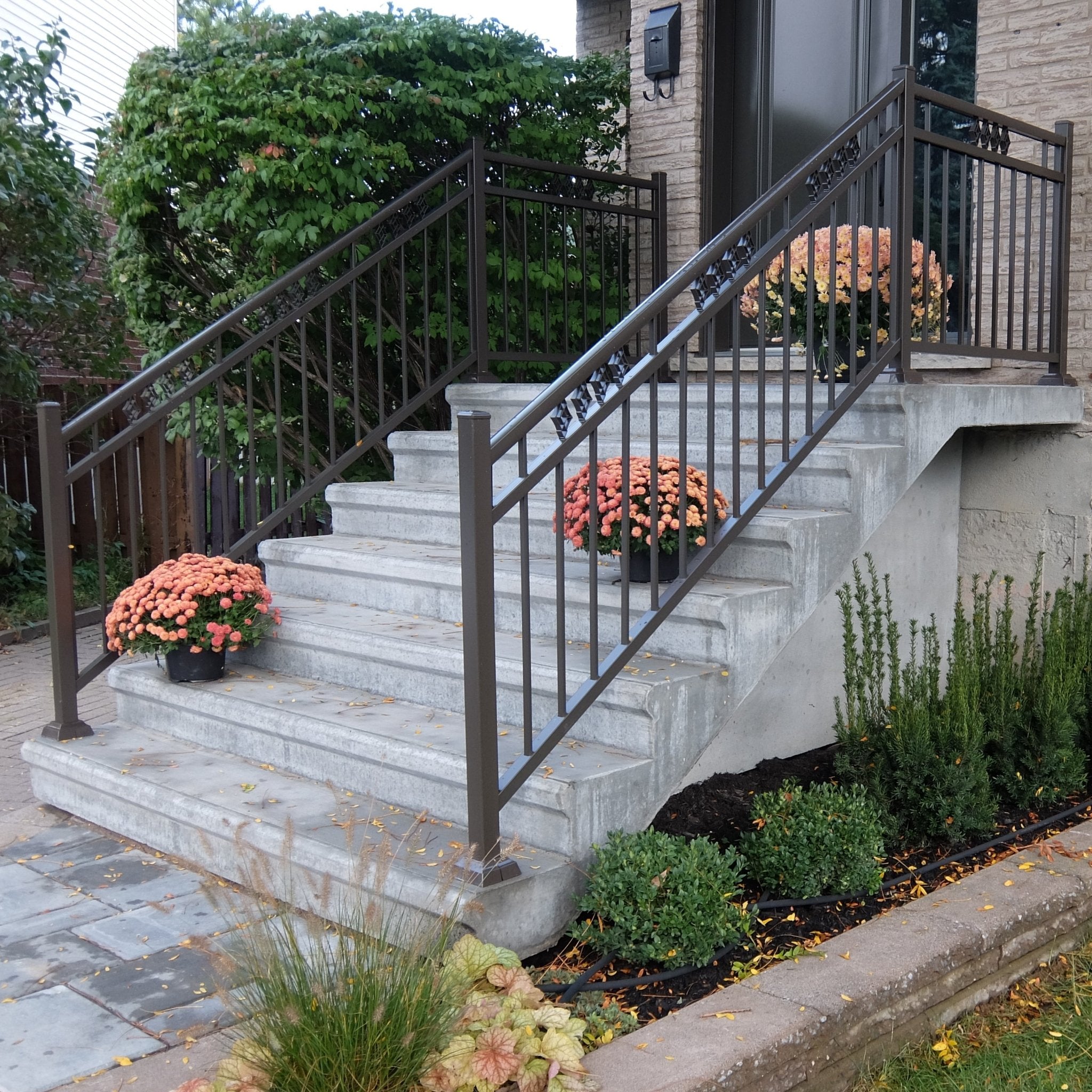 Perrons Patio Drummond