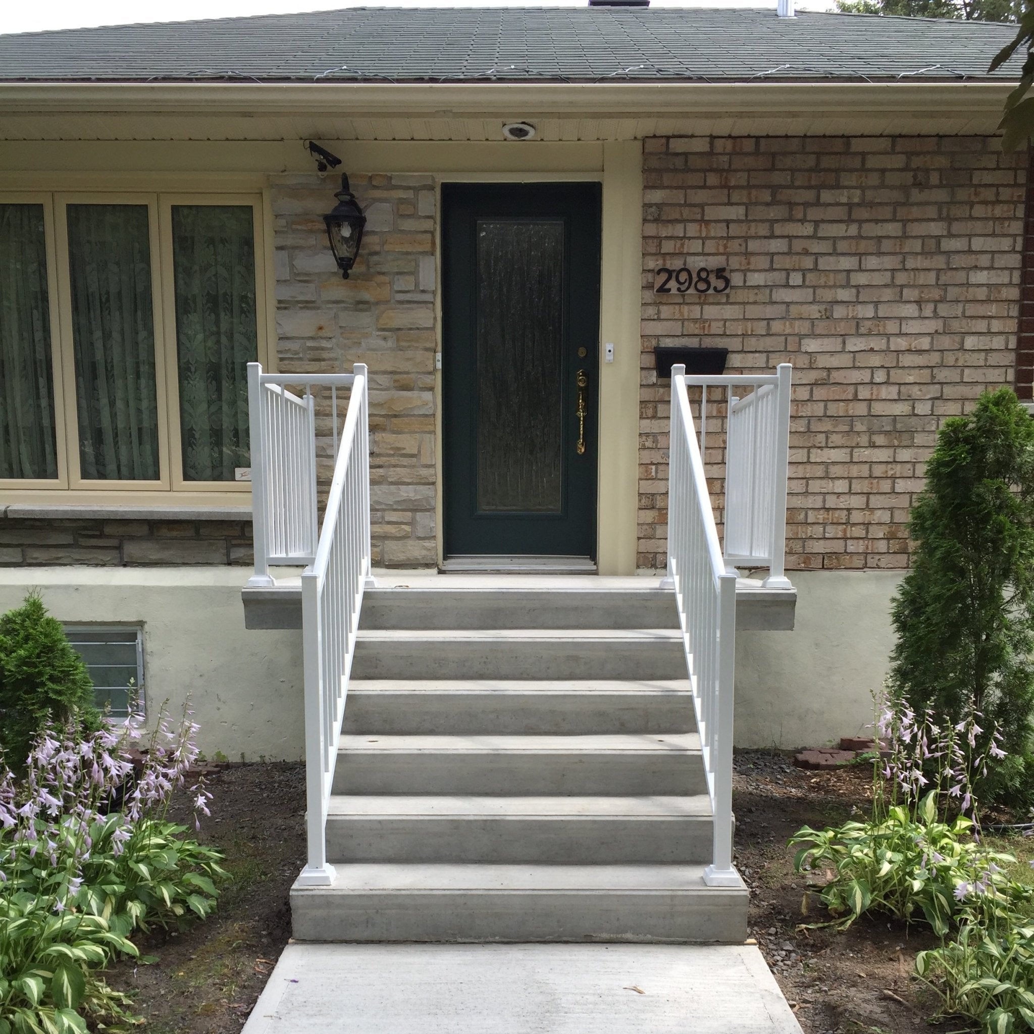 Perrons Patio Drummond