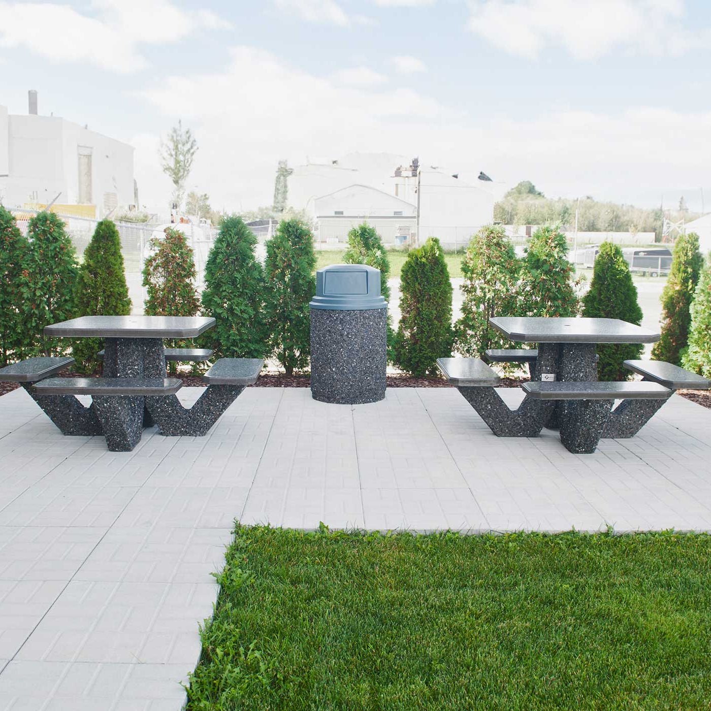 Table Piazza Patio Drumond